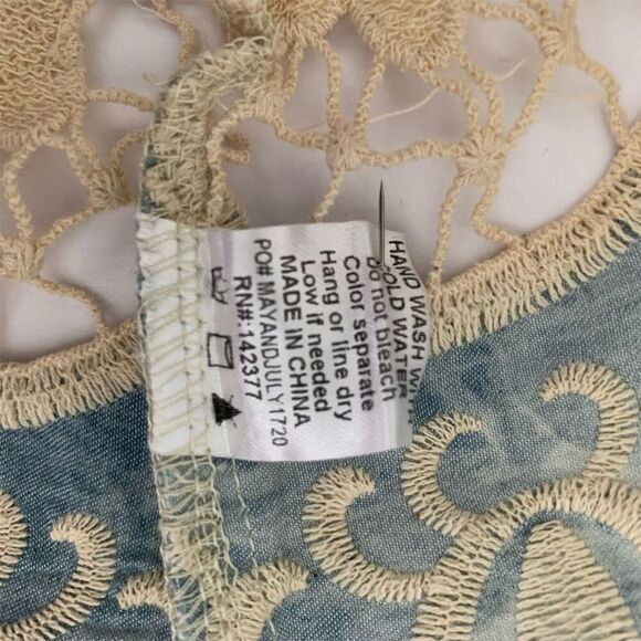 May &‎ July Women's Blue Tie-Dye Crochet Lace Blouse Size M - Picture 10 of 11
